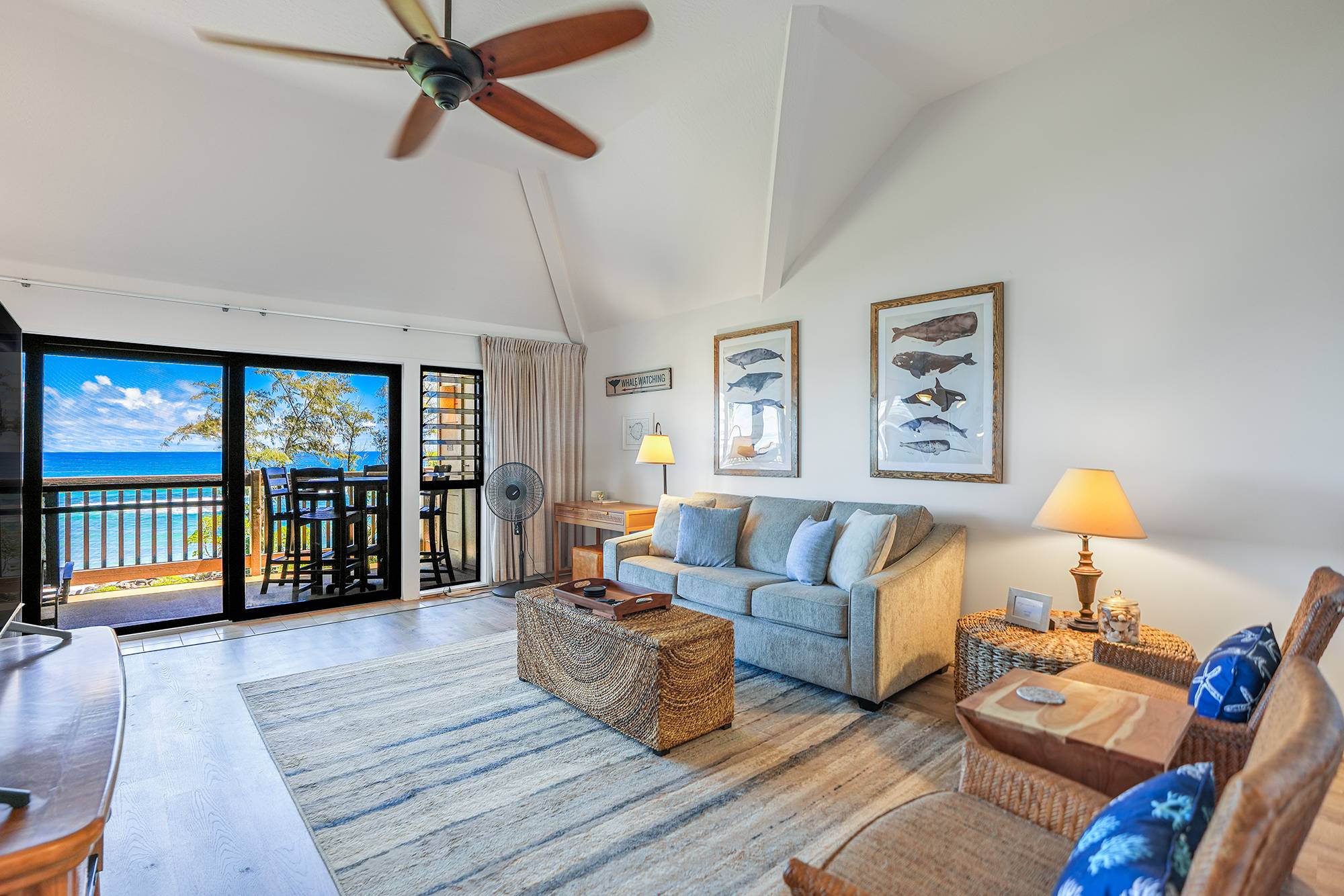 Kaha Lani Resort 325, Oceanfront, 3rd Floor Garden Island Properties