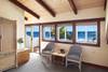 UPSTAIRS OPEN LOFT BEDROOM. QUEEN BED. PRIVATE LANAI