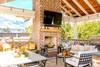 Outdoor kitchen and screened porch