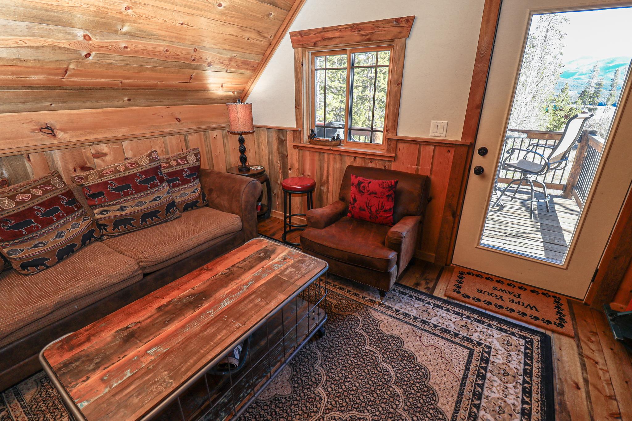 Ragland Cabin | Grand Mountain Rentals, Inc. Vacation Rental