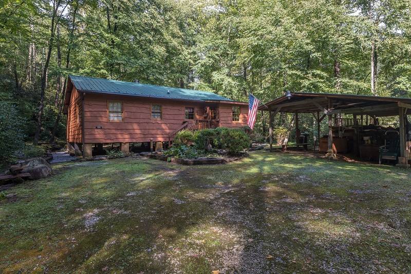 Cabin at Two Creeks Greybeard Rentals