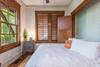 Downstairs alcove with double bed.