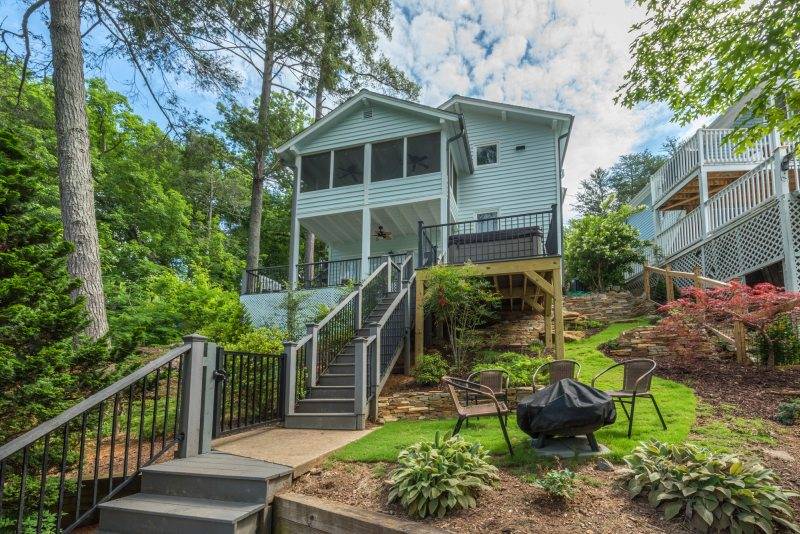 Lakeshire on Lake Lure Greybeard Rentals