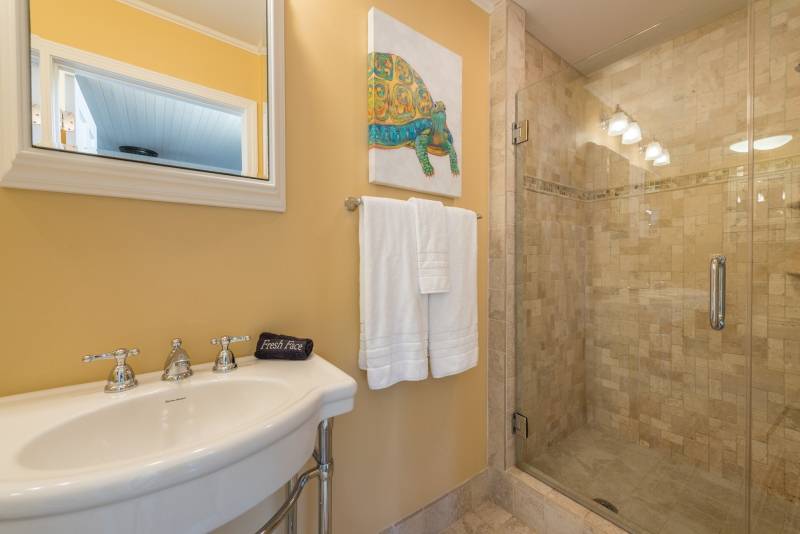 Lakeshire on Lake Lure Greybeard Rentals