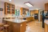 Fully equipped kitchen w/ island seating for 2.
