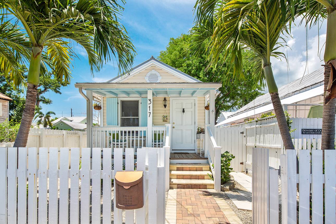 Copa Cabana - Monthly Rental | Historic Key West Vacation Rentals