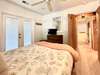 QUEEN ROOM W/PRIVATE TV & OUTDOOR ACCESS