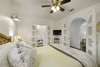 QUEEN ROOM WITH FLATSCREEN TV AND ENSUITE RENOVATED BATH