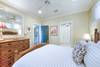 QUEEN ROOM WITH ENSUITE, FULL BATH QUEEN ROOM WITH ENSUITE, FULL BATH