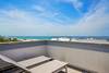 ROOFTOP DECK W/CHAISE LOUNGERS ROOFTOP DECK W/CHAISE LOUNGERS