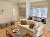 LIVING ROOM WITH BUILT IN SEATING NOOK LIVING ROOM WITH BUILT IN SEATING NOOK