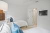 TWIN ROOM WITH MOUNTED FLATSCREEN TWIN ROOM WITH MOUNTED FLATSCREEN