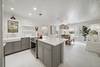 MODERN, TASTEFUL, FULLY EQUIPPED KITCHEN MODERN, TASTEFUL, FULLY EQUIPPED KITCHEN