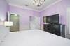 KING W/FLAT SCREEN TV & PLENTY OF STORAGE KING W/FLAT SCREEN TV & PLENTY OF STORAGE