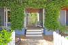 SHARED PORCH BETWEEN PLUM LAZY & PLUM CRAZY SHARED PORCH BETWEEN PLUM LAZY & PLUM CRAZY