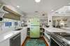 QUARTZ COUNTERS, ALL STAINLESS STEAL APPLIACNES
