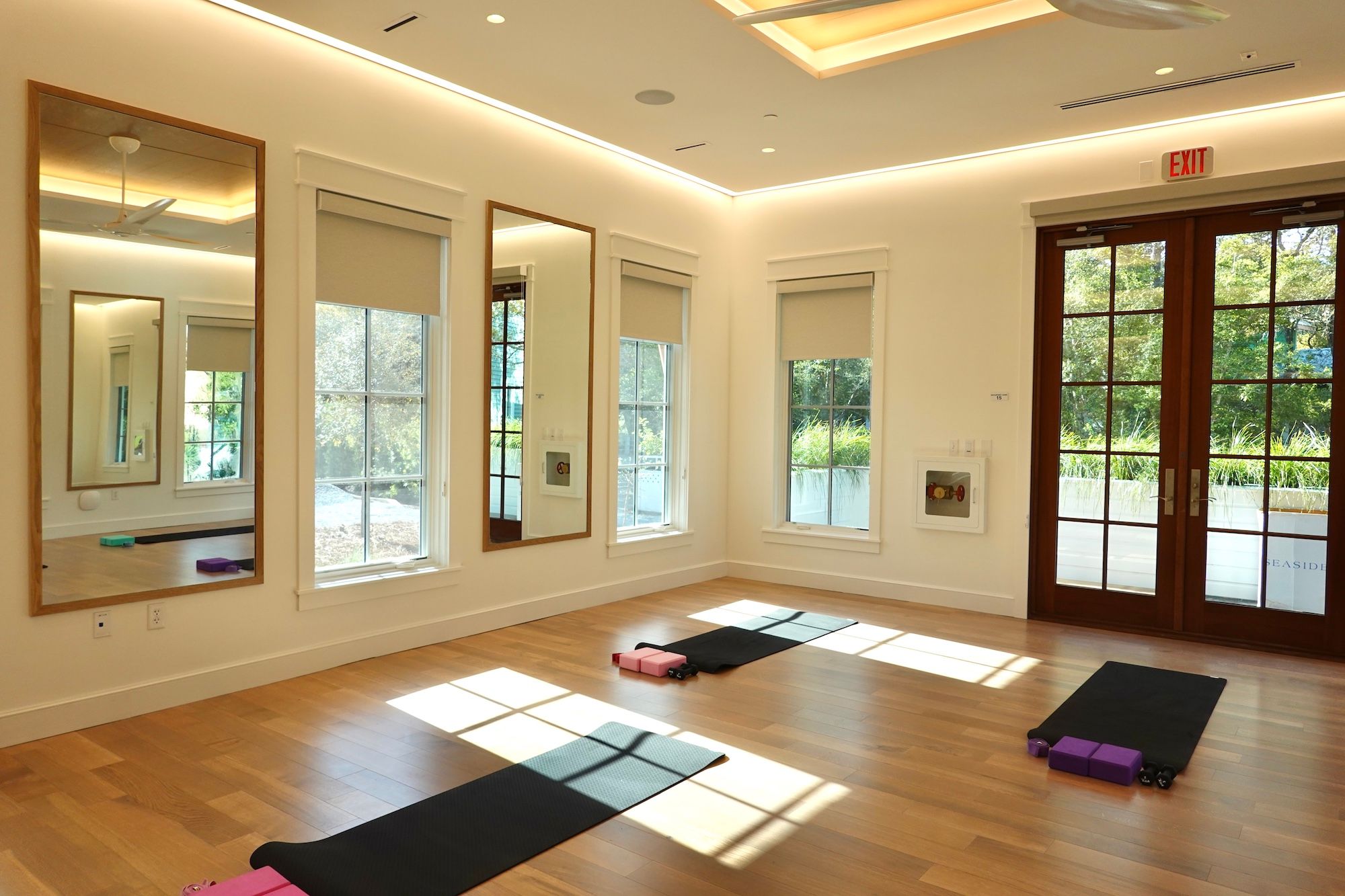 SEASIDE YOGA STUDIO