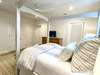 QUEEN W/FLAT SCREEN TV, LUXUY LINENS