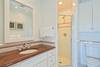 KING ENSUITE BATH, SINGLE VANITY & GLASS ENCLOSED SHOWER KING ENSUITE BATH, SINGLE VANITY & GLASS ENCLOSED SHOWER