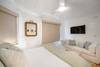 QUEEN ROOM WITH FLATSCREEN TV & SOFA DAYBED QUEEN ROOM WITH FLATSCREEN TV & SOFA DAYBED