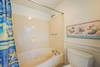 KING ENSUITE BATH W/TUB& SHOWER COMBO KING ENSUITE BATH W/TUB& SHOWER COMBO