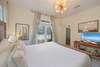 KING W/PRIVATE FLAT SCREEN TV & PORCH ACCESS