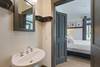ENSUITE BATH WITH SINGLE VANITY ENSUITE BATH WITH SINGLE VANITY