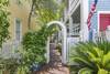 VERY PRIVATE LANDSCAPED SIDE YARD, PORCHES & OUTDOOR SPACES VERY PRIVATE LANDSCAPED SIDE YARD, PORCHES & OUTDOOR SPACES