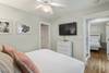 SUITE II QUEEN W/LARGE MOUNTED FLAT SCREEN TV & DRESSER SUITE II QUEEN W/LARGE MOUNTED FLAT SCREEN TV & DRESSER