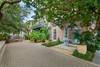 LOCATED IN THE HEART OF SEASIDE IN RUSKIN PLACE LOCATED IN THE HEART OF SEASIDE IN RUSKIN PLACE