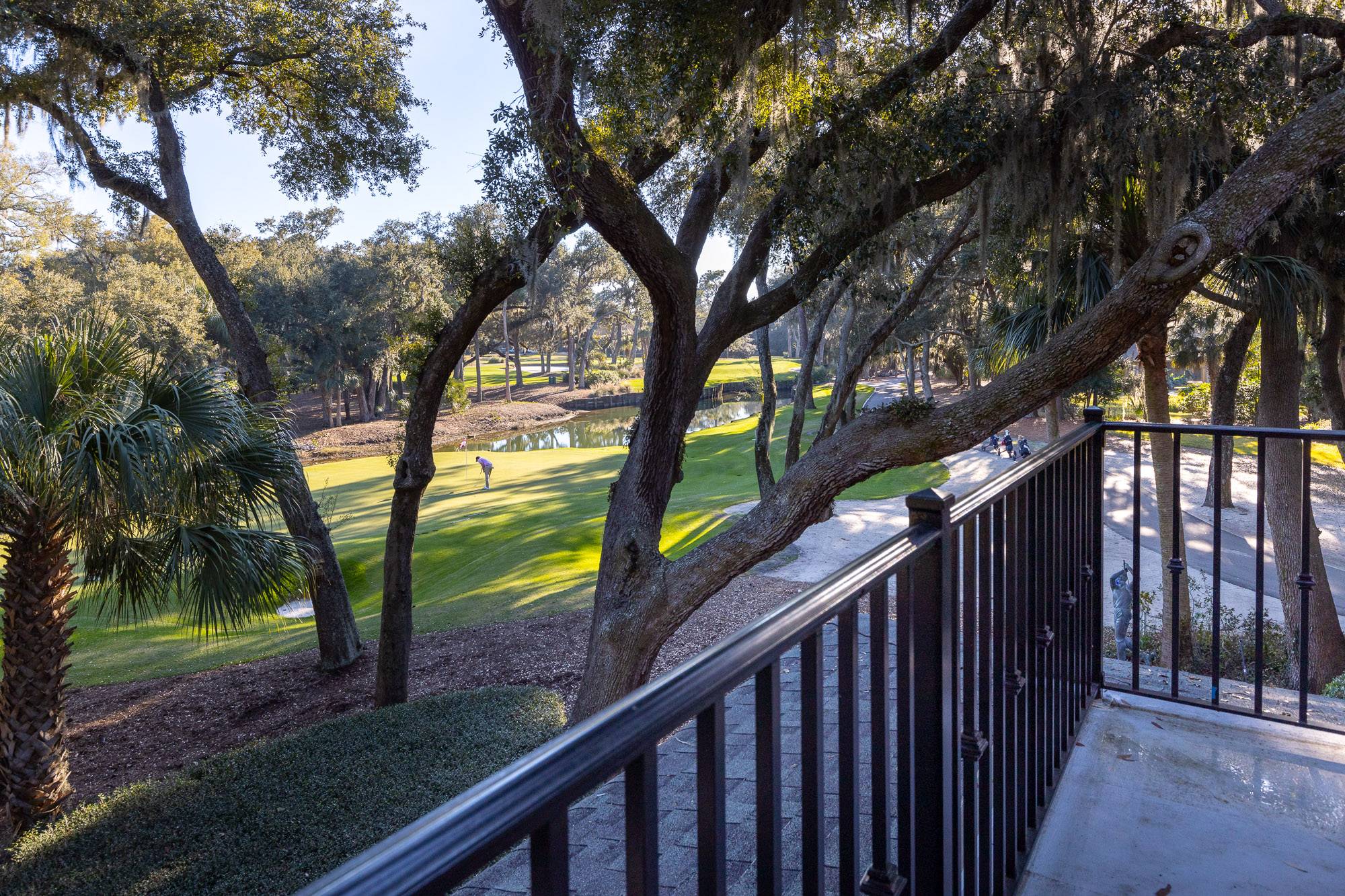 18 Turnberry Lane host2coast