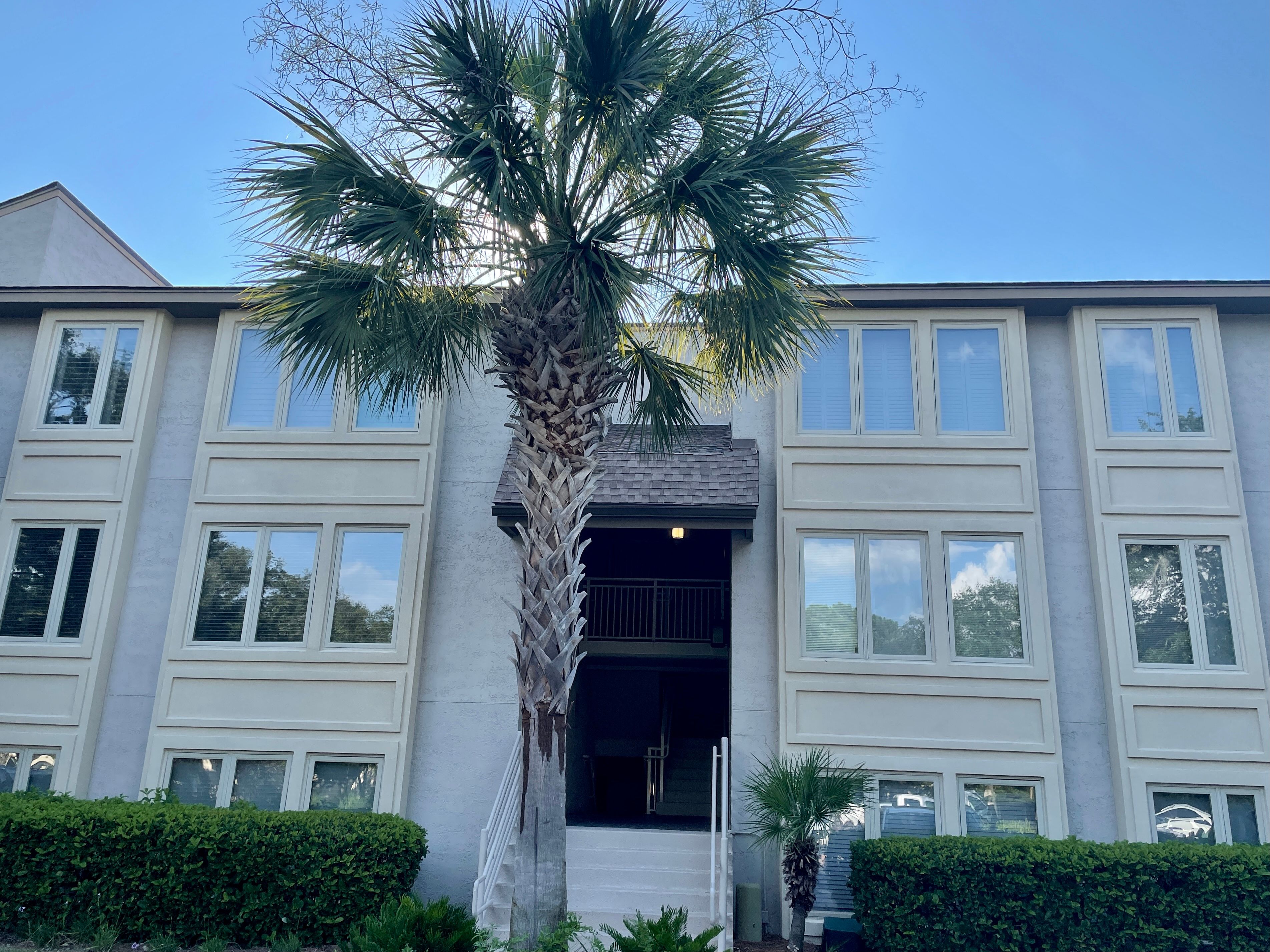 1714 Bluff Villas host2coast