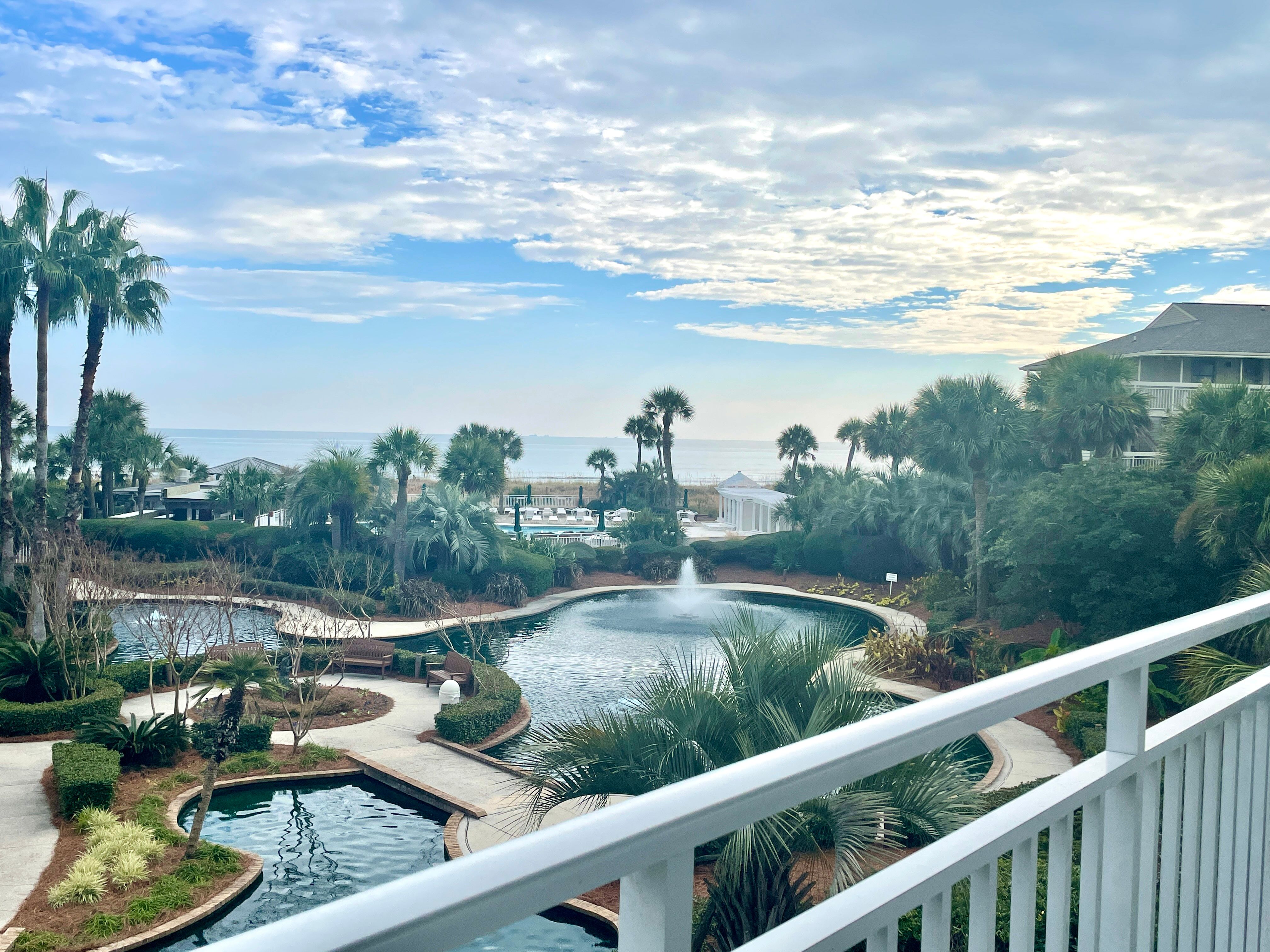 1205 SeaCrest host2coast