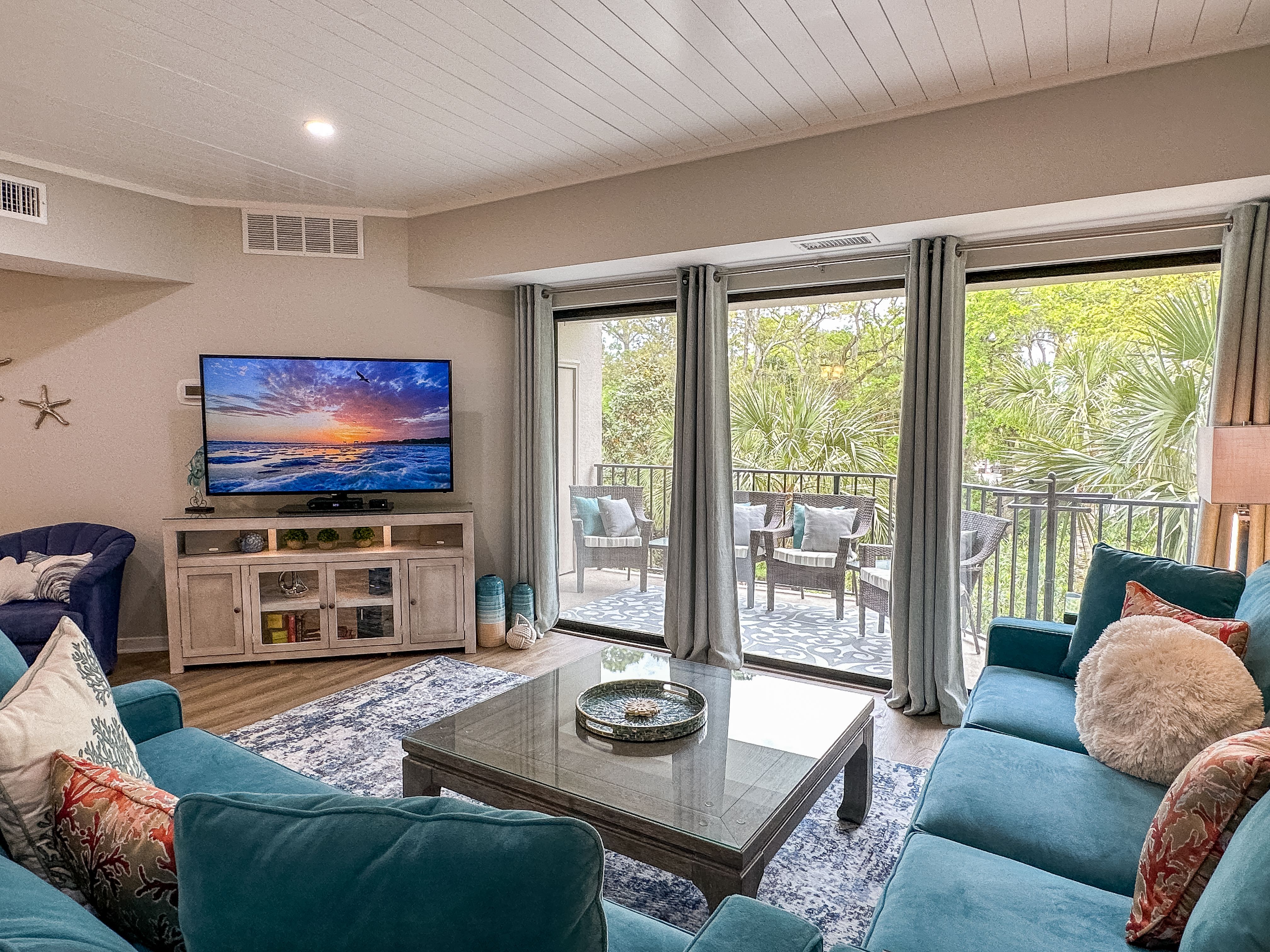 223 Forest Beach Villa host2coast