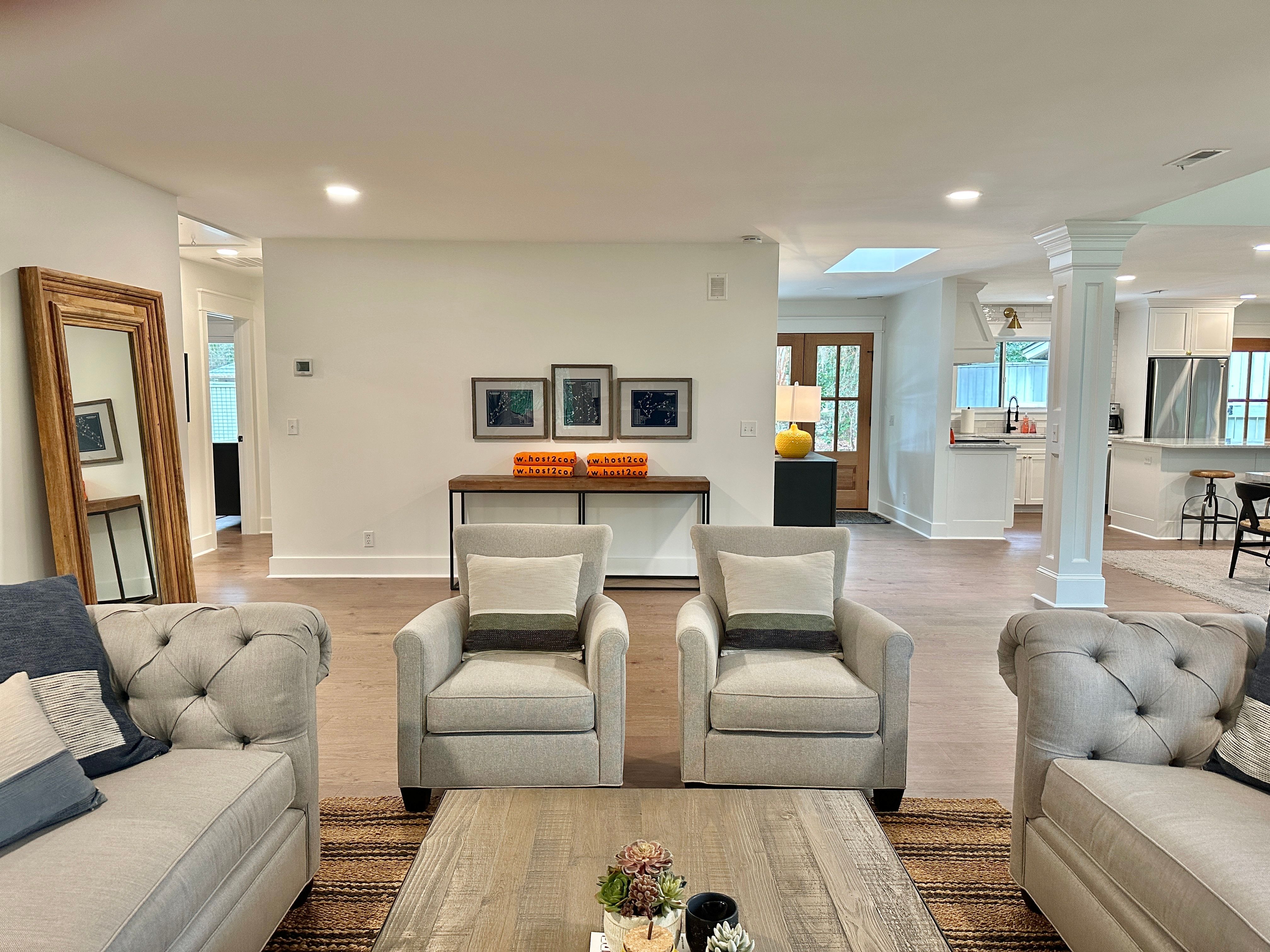 26 Hollyberry Lane host2coast