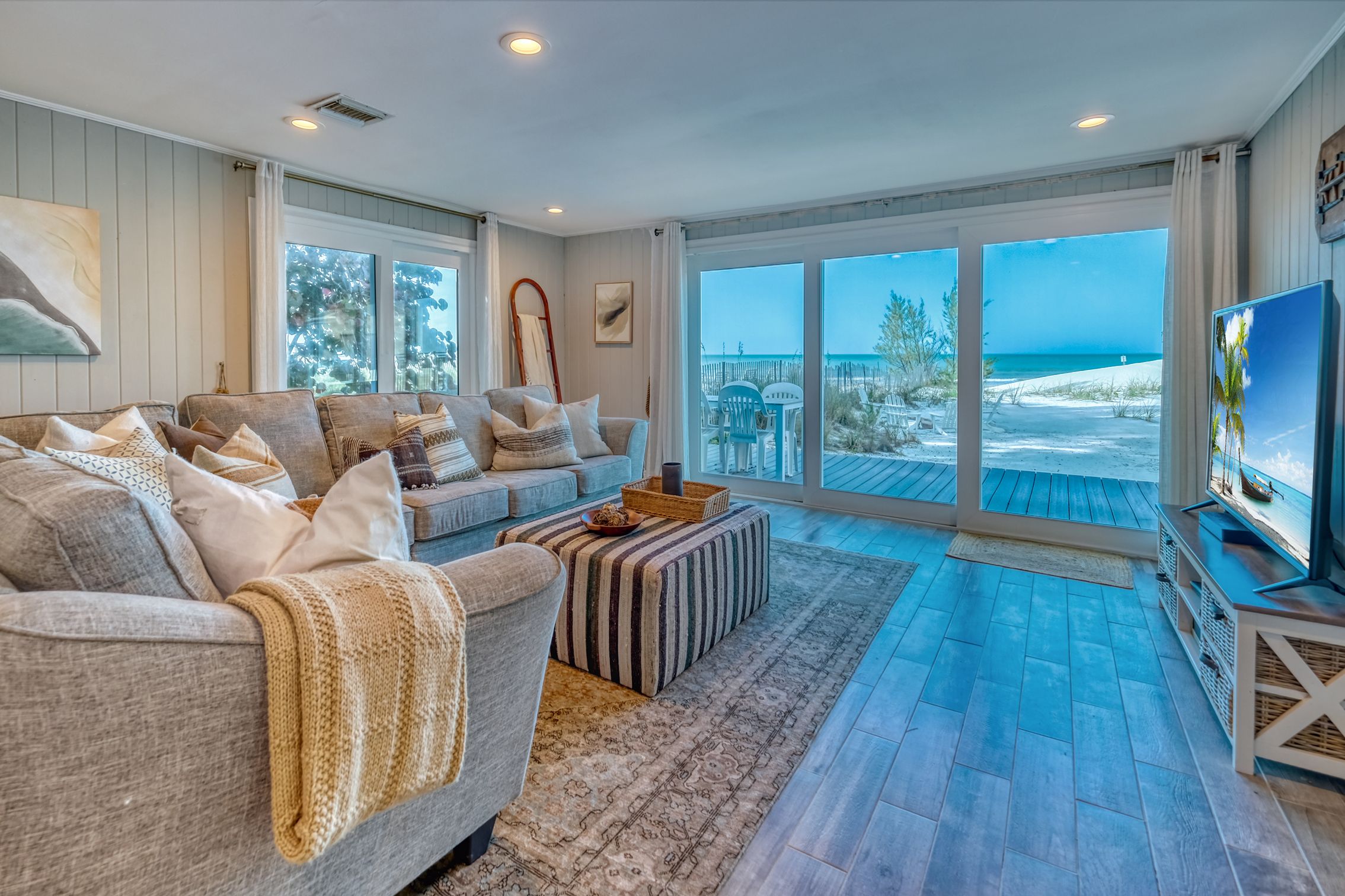 CastAWay The Seaside Property Shoppe