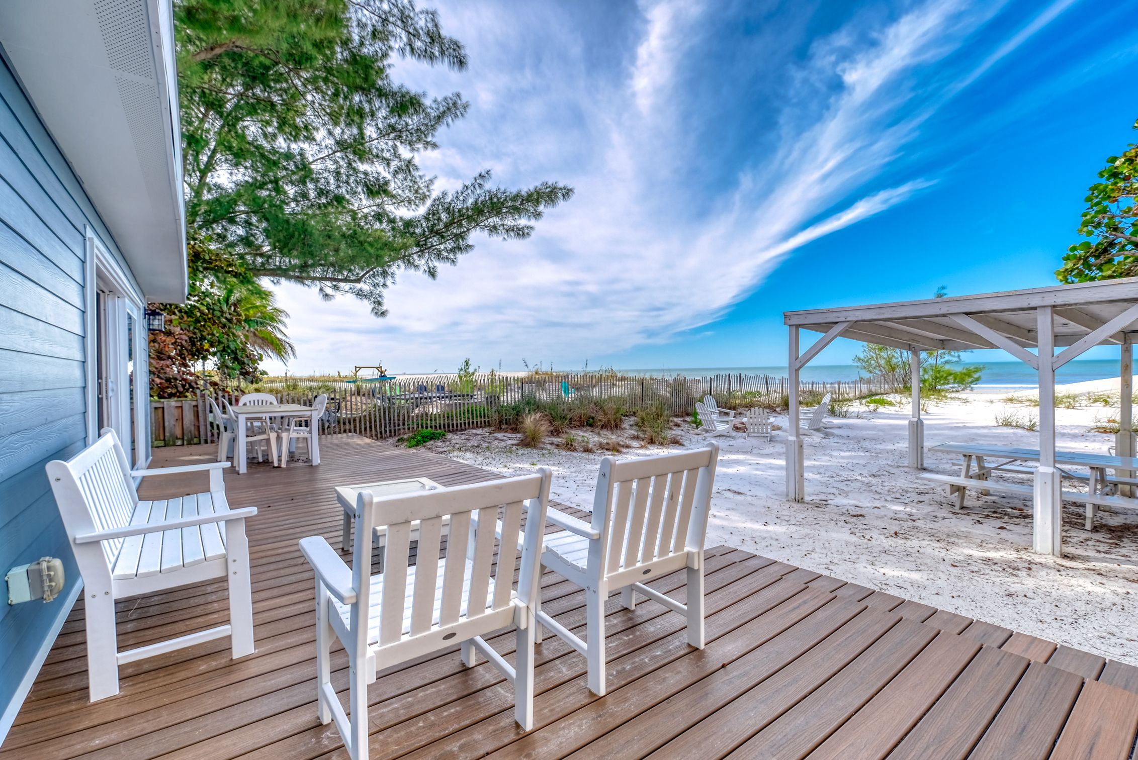 CastAWay The Seaside Property Shoppe