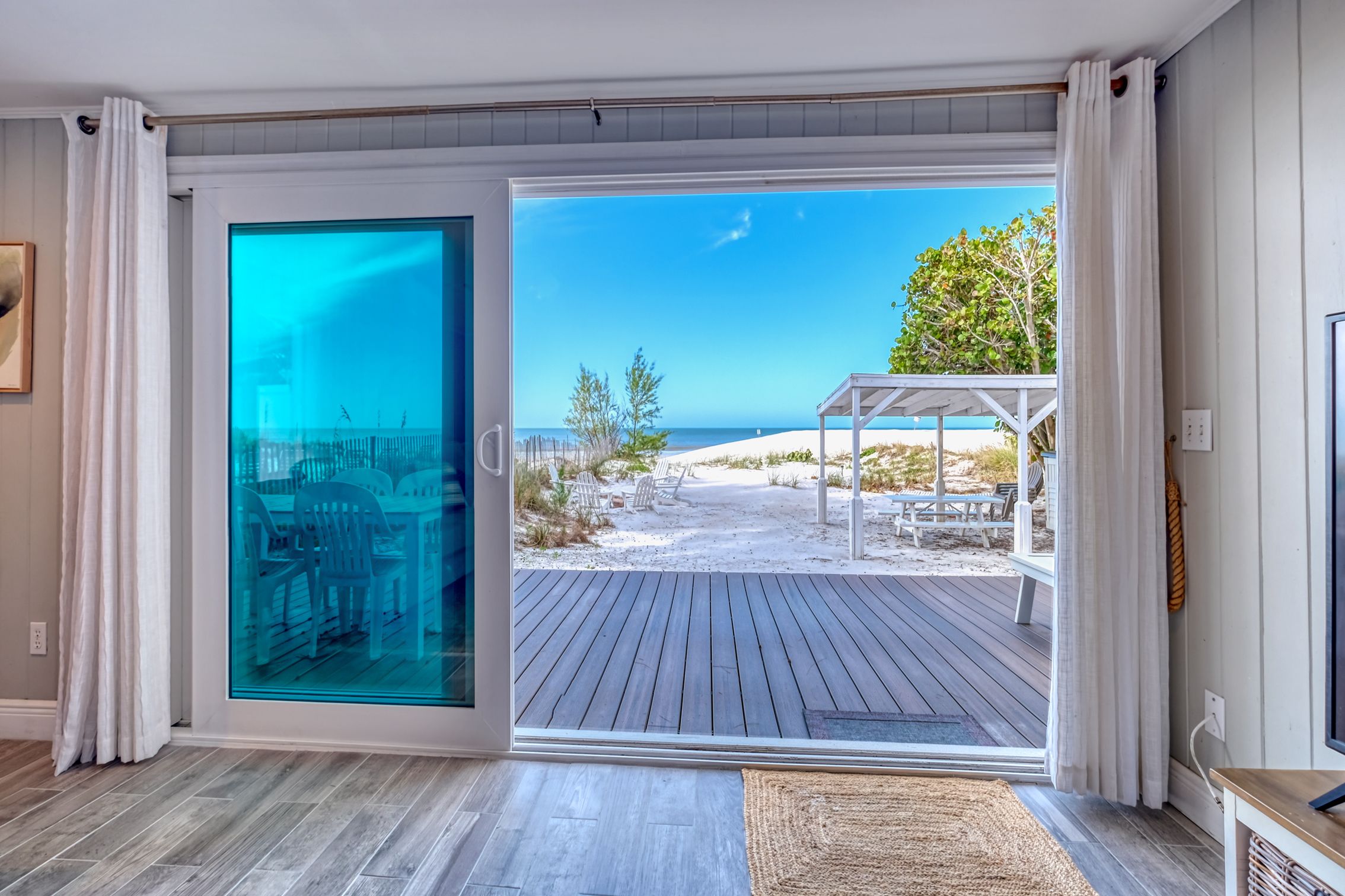 CastAWay The Seaside Property Shoppe