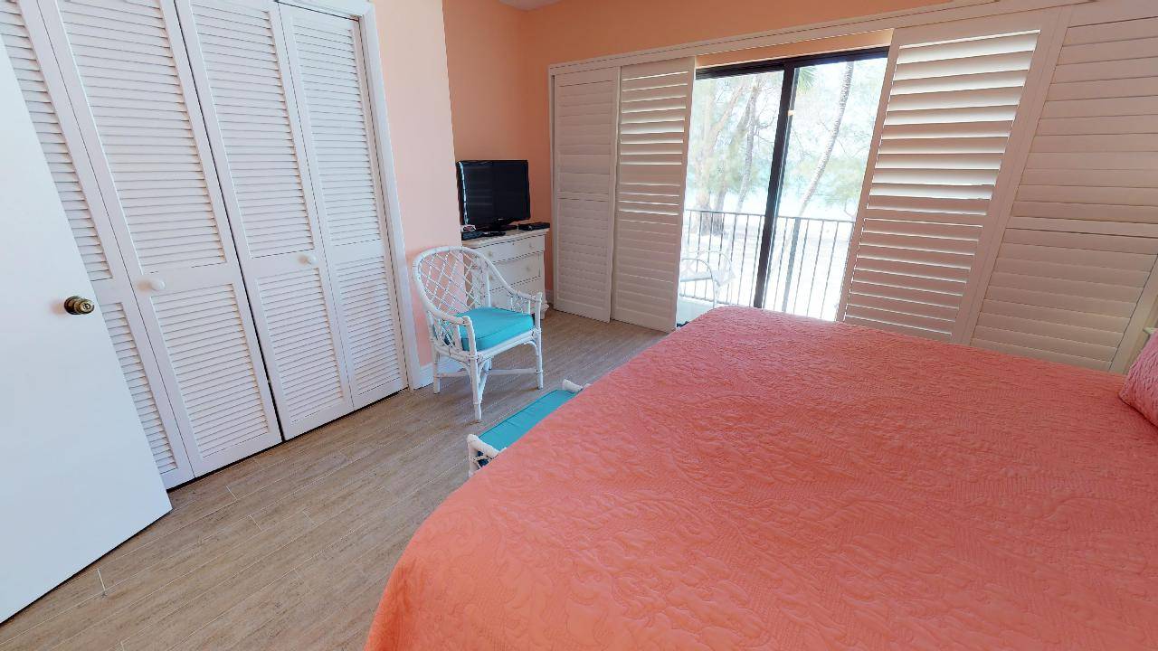 Condo 10 The Islands Club