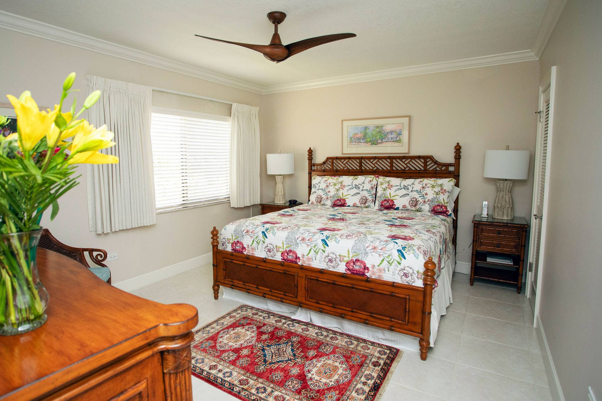 Guest bedroom