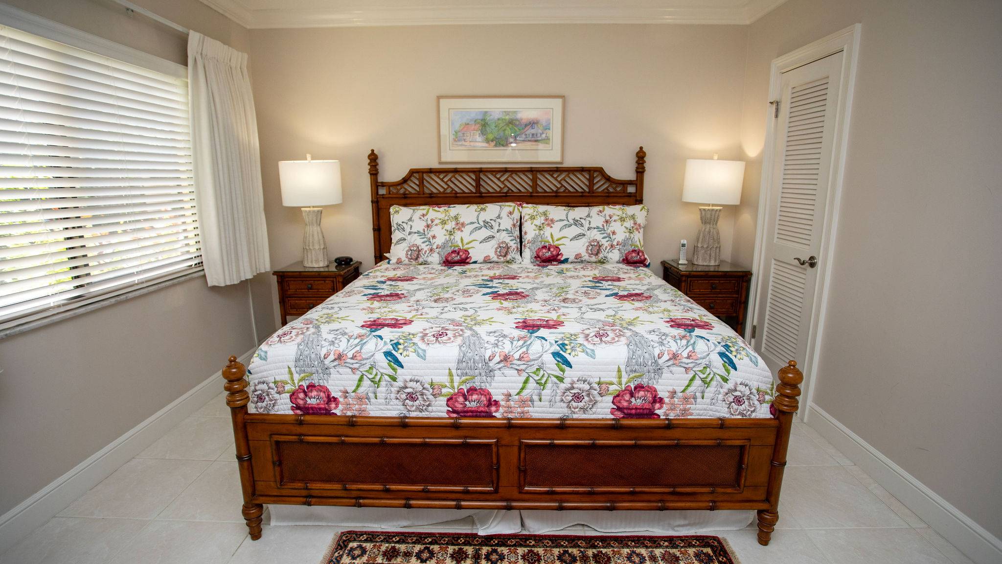 Guest bedroom
