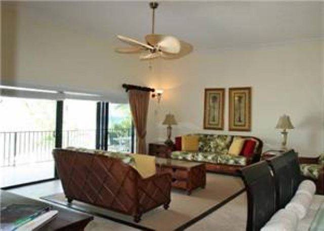 Living room - 2nd view