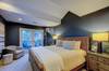 Second level family suite - king bedroom