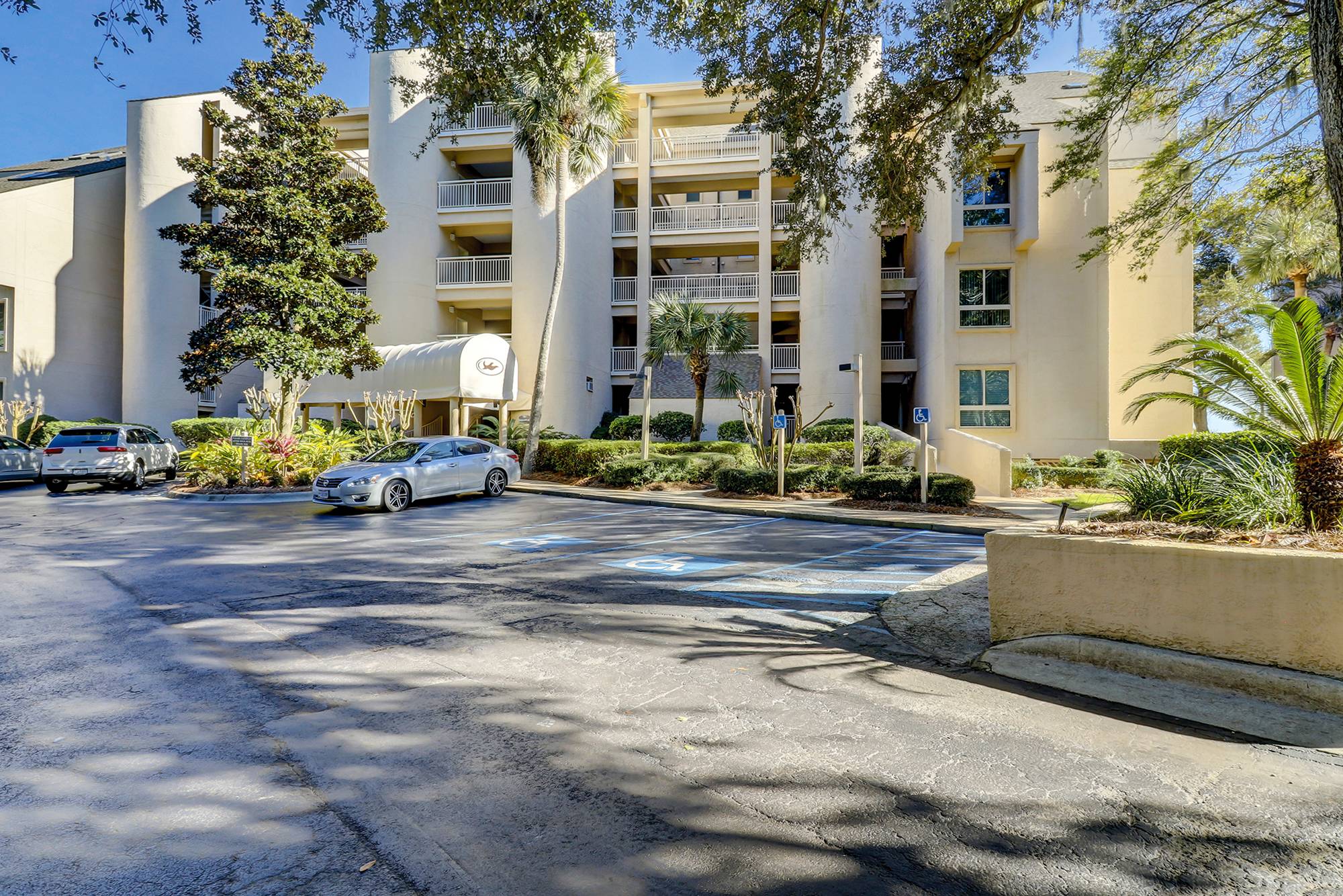 450 Captains Walk Island Time Hilton Head