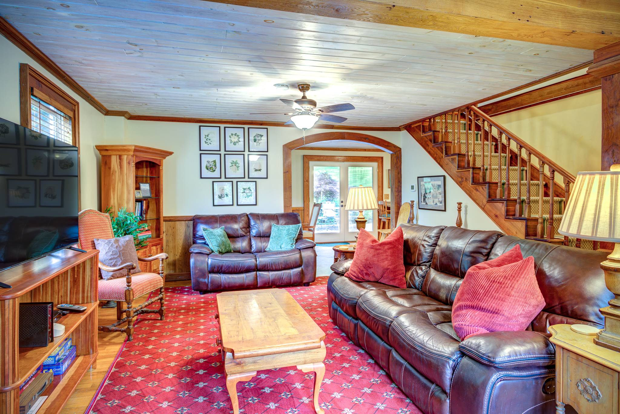 Chestnut Hollow Jenkins Rentals