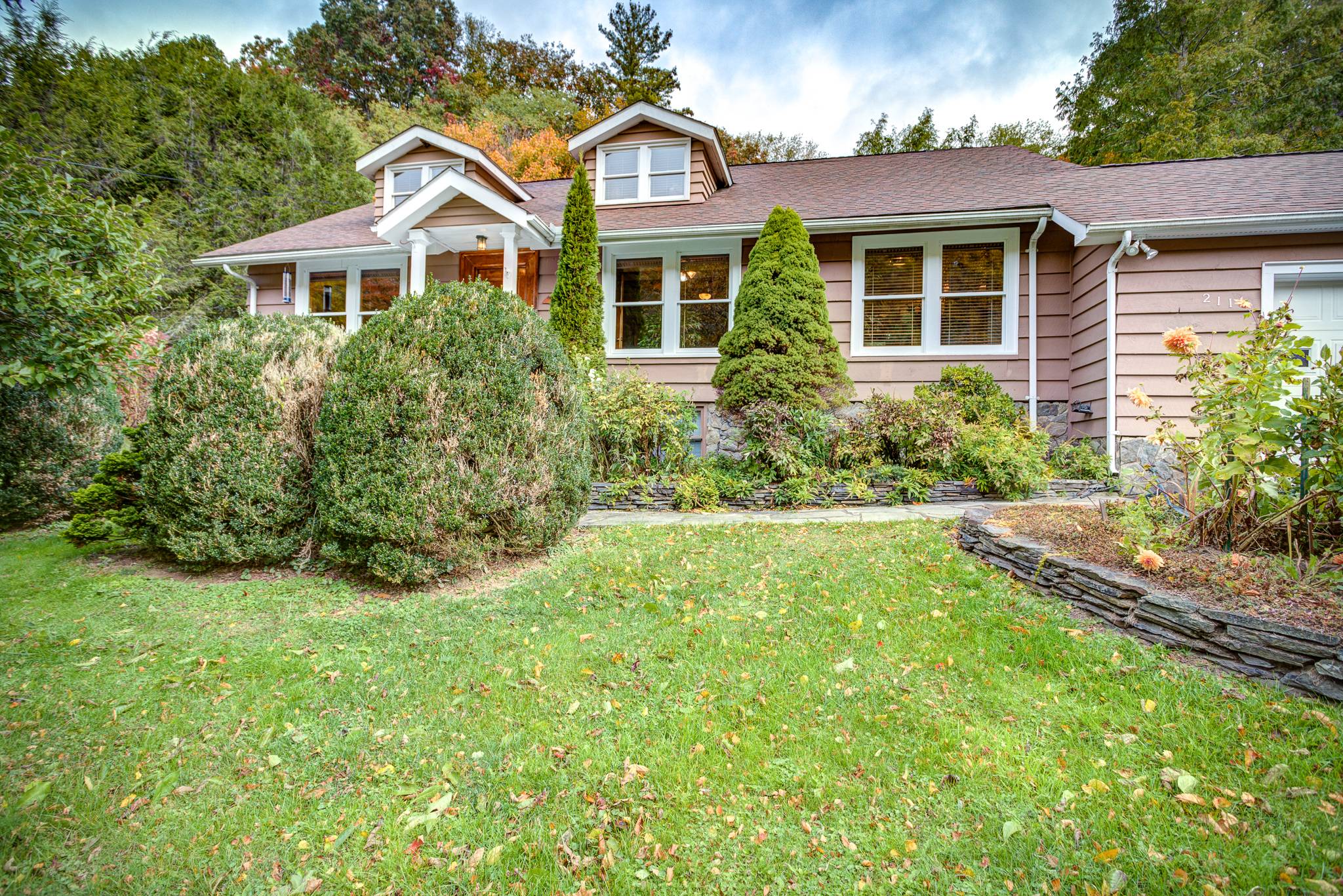 Chestnut Hollow Jenkins Rentals