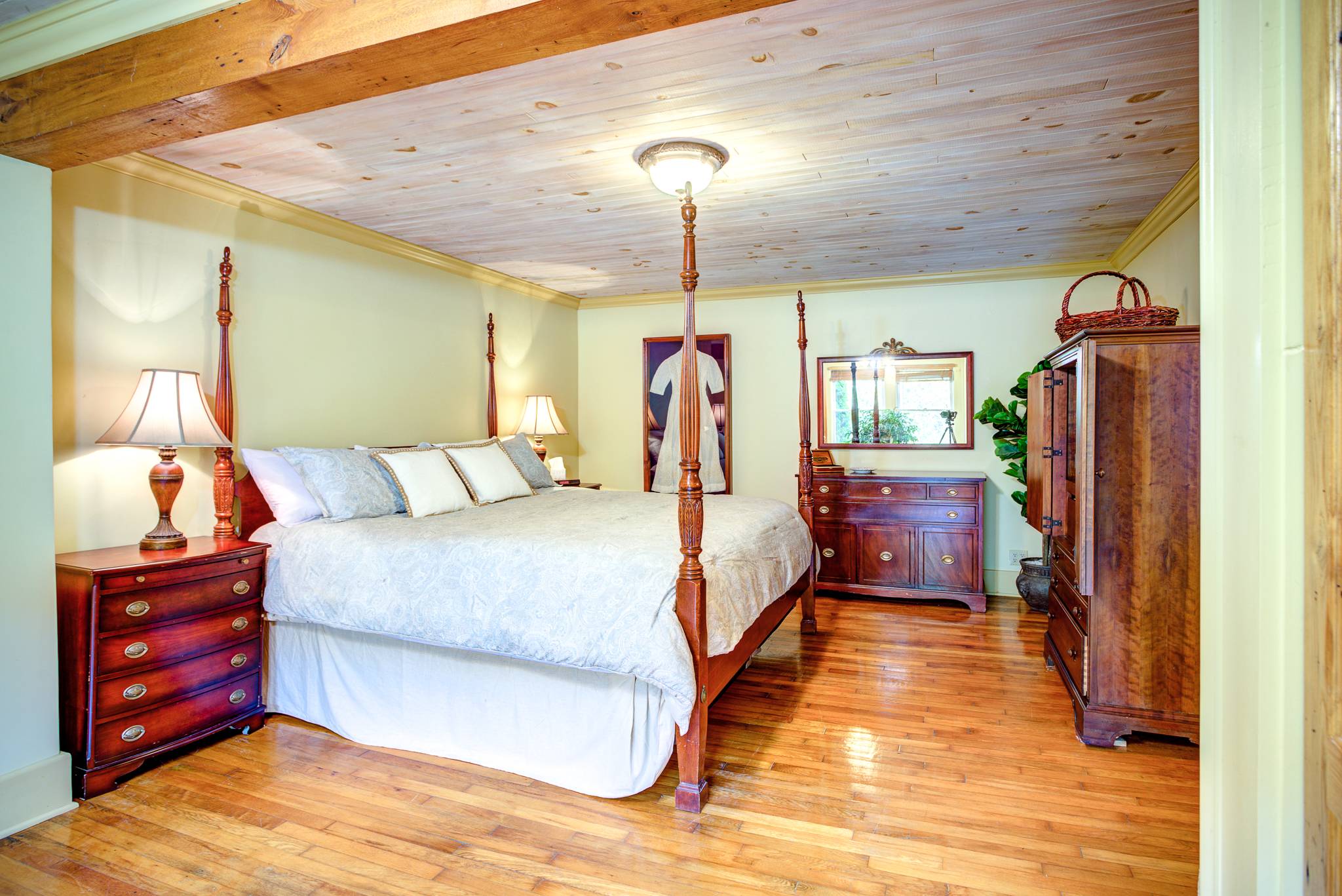 Chestnut Hollow Jenkins Rentals