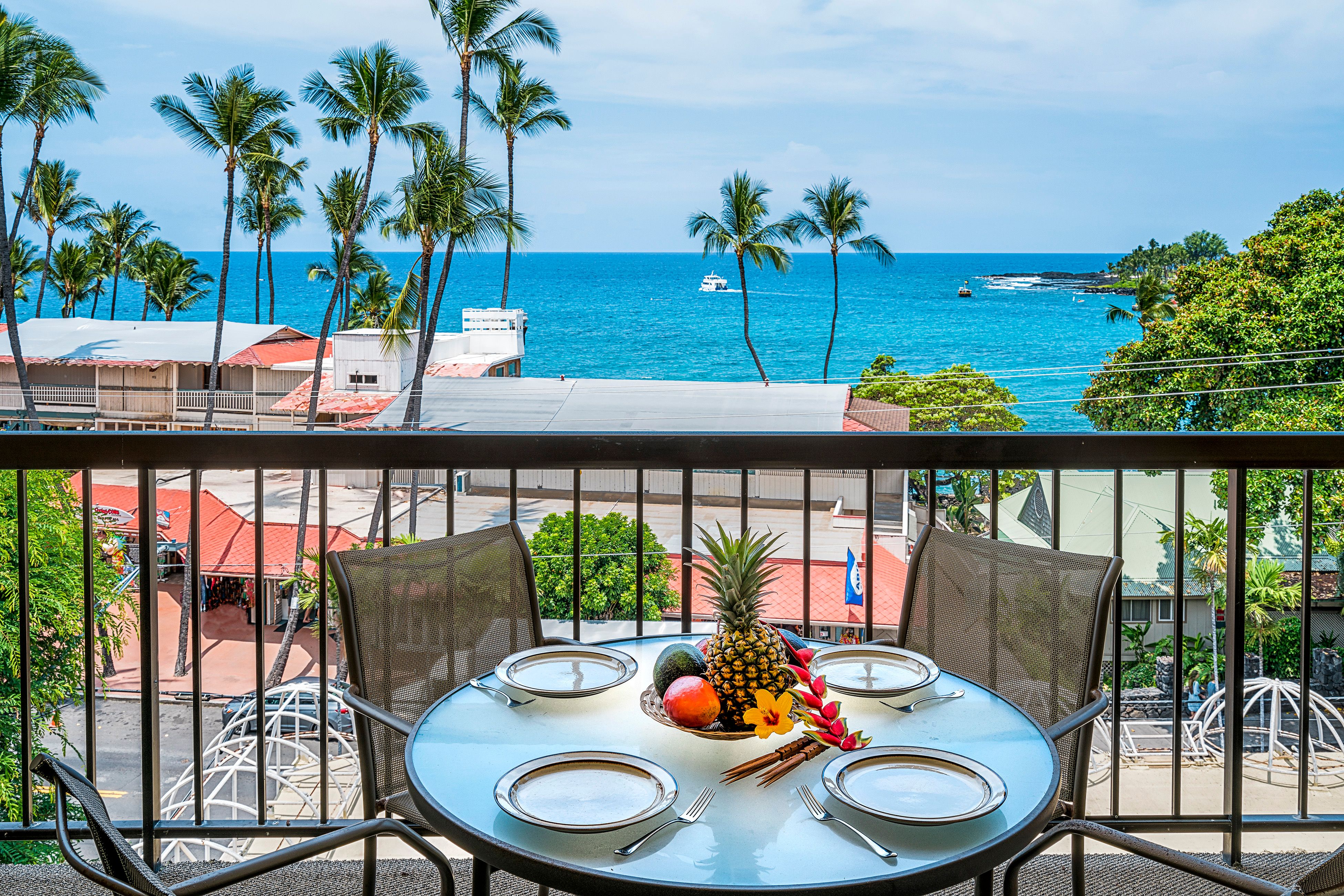 Kona Plaza402 Knutson & Associates