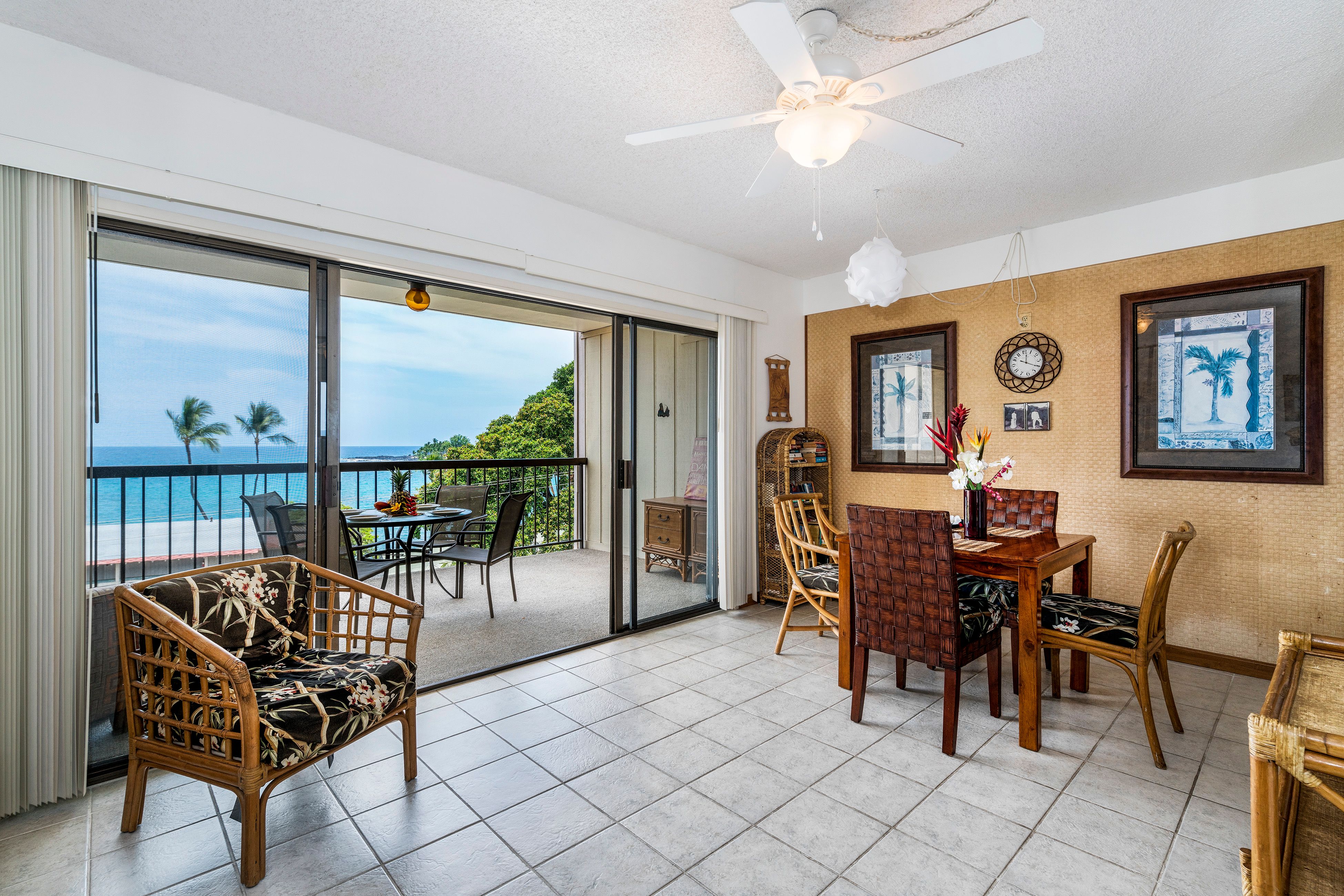 Kona Plaza402 Knutson & Associates