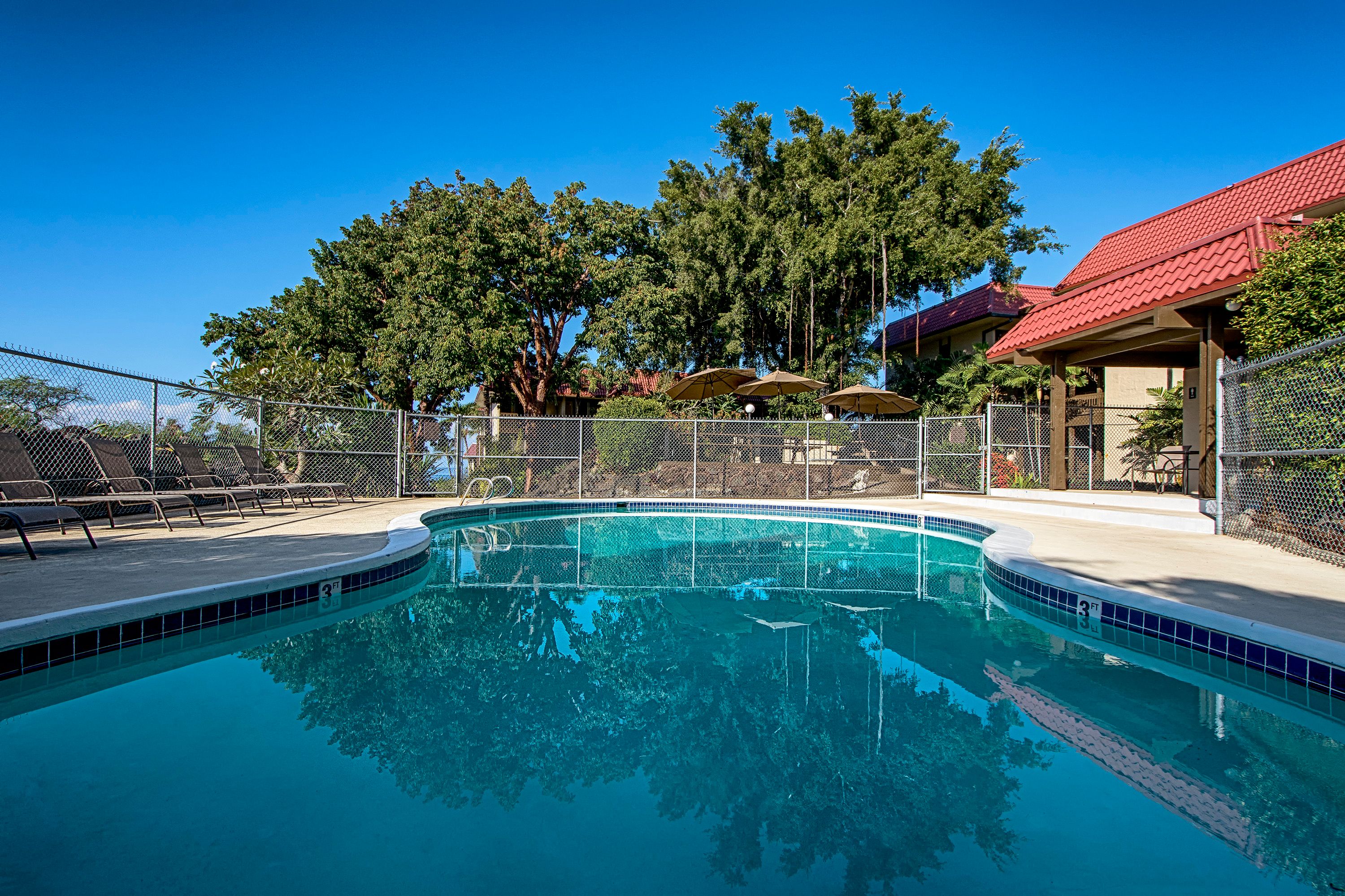 Kona Mansions229 Knutson & Associates